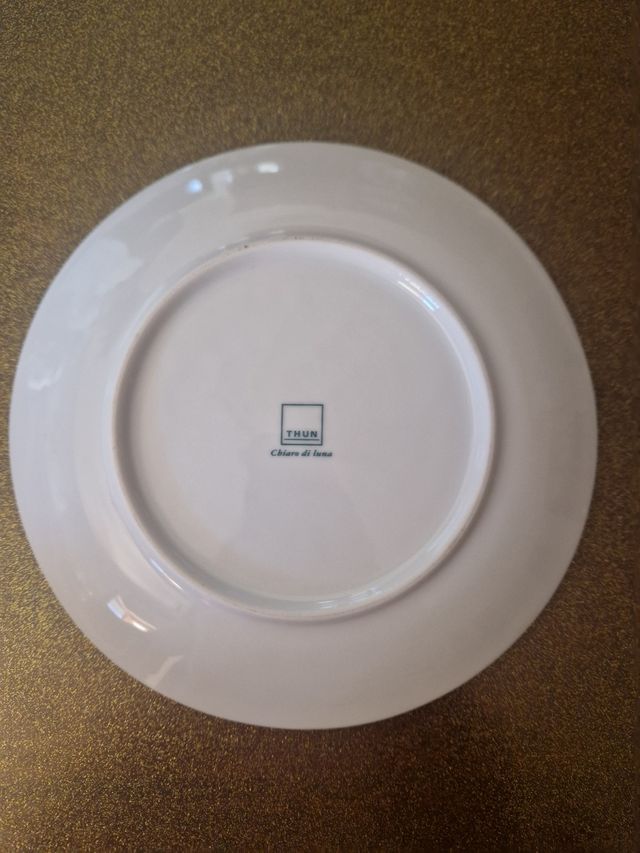 Piatto thun chiaro di luna