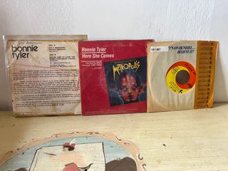 Lote singles vinilo The Beatles Bonnie Tyler