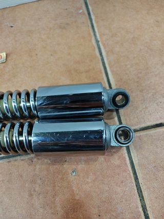 Amortiguadores Artago Moto Clásica. Nuevos. 31 cm.