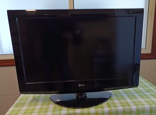 TV LG 32" LED LCD negra