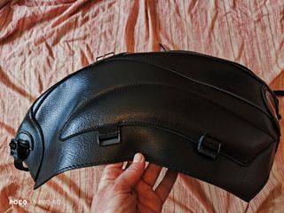 Cubredeposito y mochila BMW r1200c