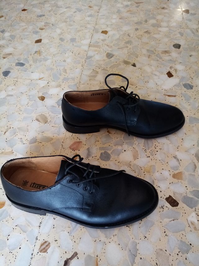 Zapato militar talla 42