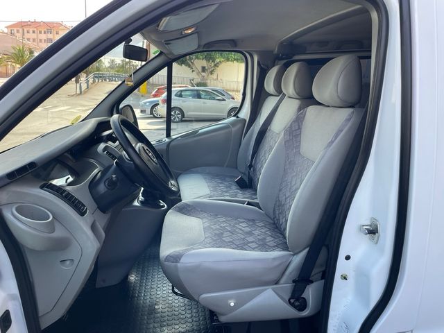 Opel Vivaro 1.9cdti 100cv 9 Plazas