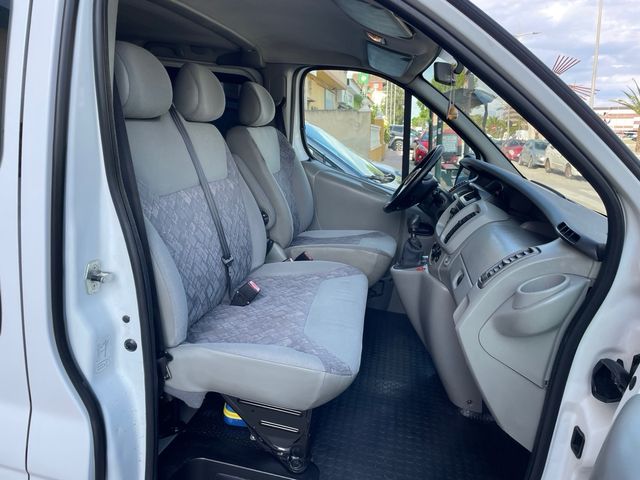 Opel Vivaro 1.9cdti 100cv 9 Plazas