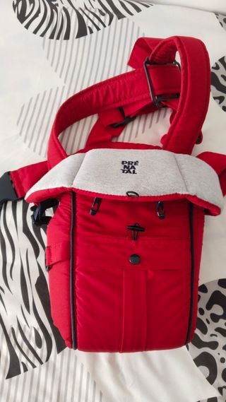 Mochila portabebés Prenatal roja
