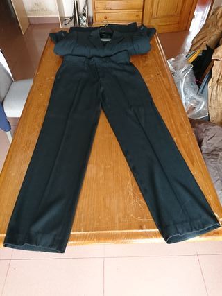 2 trajes talla 54 y 52 color negro