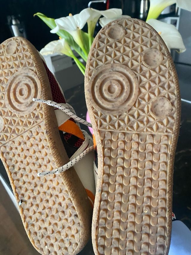 Zapatillas GANNI rojas y naranjas