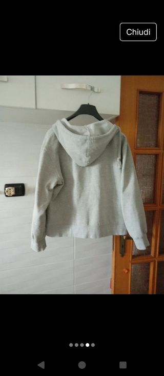Felpa con cappuccio