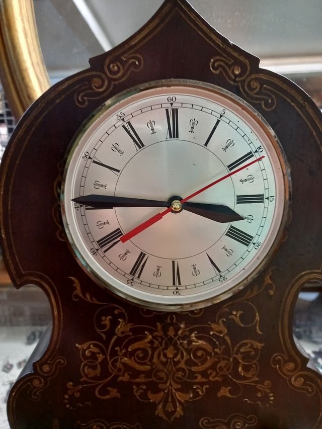 Orologio Vintage da Tavolo con Pendolo – Eleganza