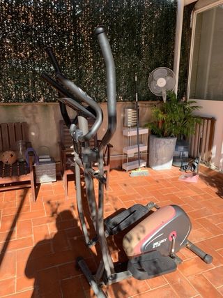 Bicicleta Elíptica BH Fitness - Casi nueva