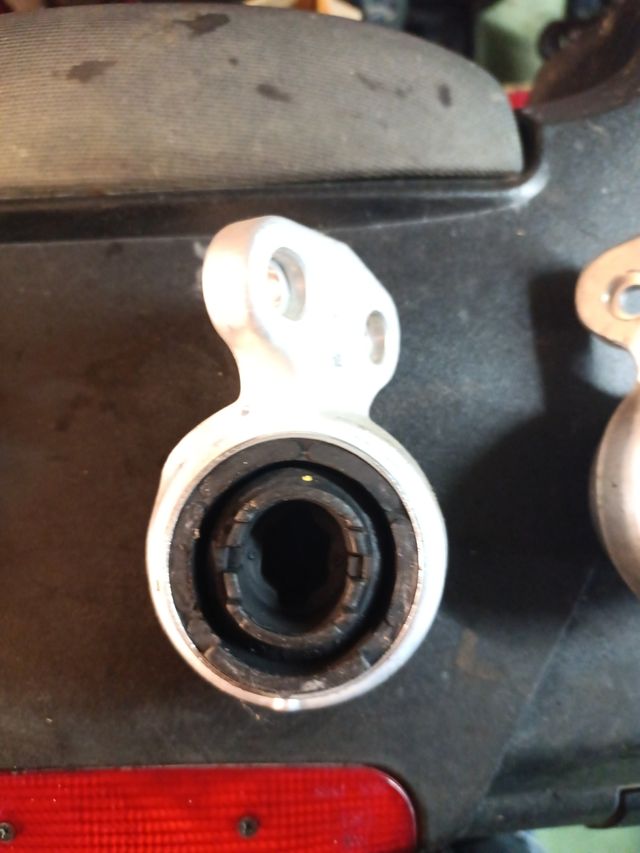 coginetes brazo trasversal bmw e46 a estrenar