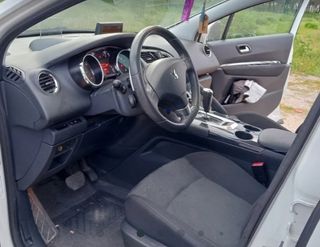 Peugeot 3008 2012
