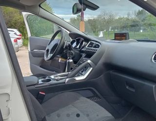 Peugeot 3008 2012