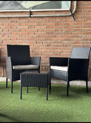 Conjunto jardín negro  2 sofás individuales + mesa