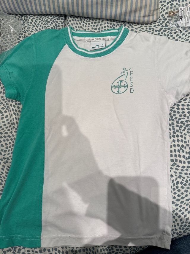 Camiseta colegio