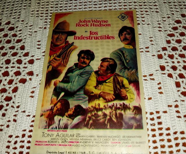 Un sacco di locandine di film d'epoca