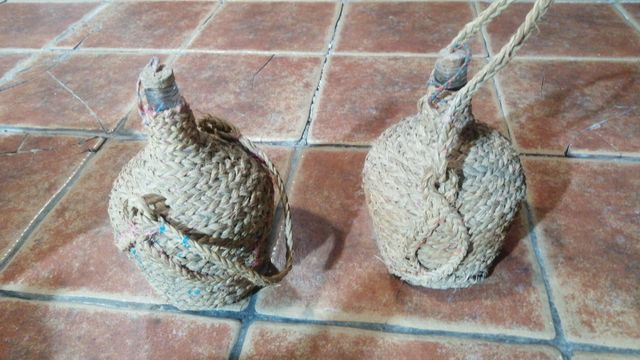 Garrafas de vinho usadas
Perfectas para el agua