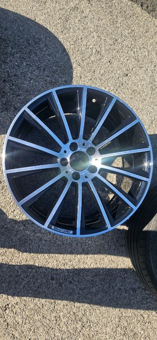 Llantas Mercedes AMG 5x112 en 19" doble medida.