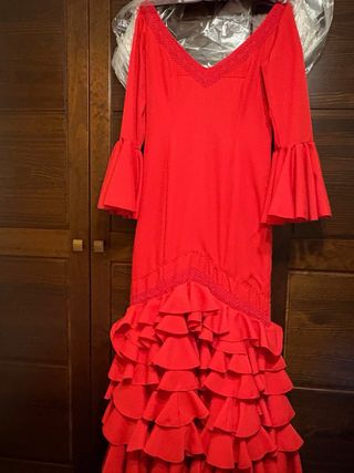 Traje de flamenca Micaela Villa talla 42 ajustado 