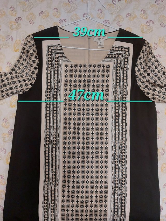 Vestido estampado Sfera.