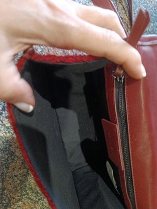 Bolso Parfois rojo (granate)- borreguillo