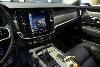 Volvo V90   2.0 B4 D Pro AWD Auto 
