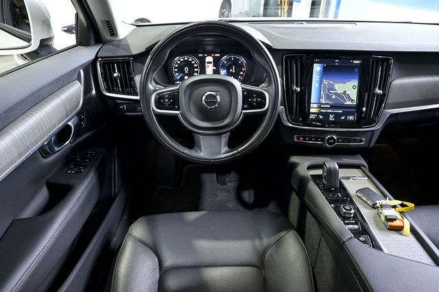 Volvo V90   2.0 B4 D Pro AWD Auto 