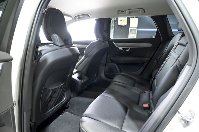 Volvo V90   2.0 B4 D Pro AWD Auto 