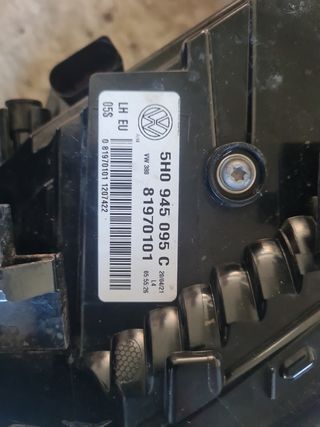 Foco trasero izquierdo Volkswagen Golf 8