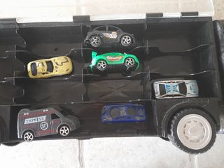 Camion maletin coches