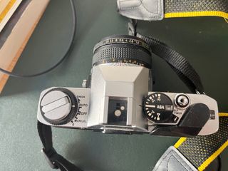 Camara Olympus OM20 + Objetivo Zuiko 50mm 1.8