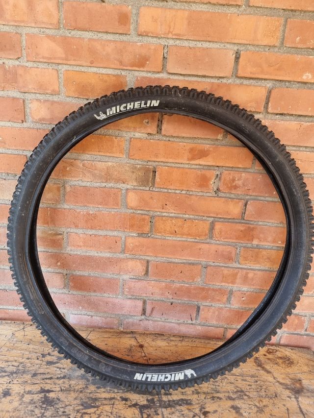 Neumático bici Michelin 26x2.2