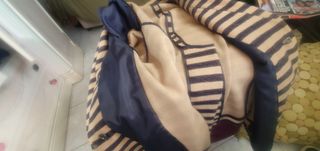 Americana Mango rayas azul marino camel
