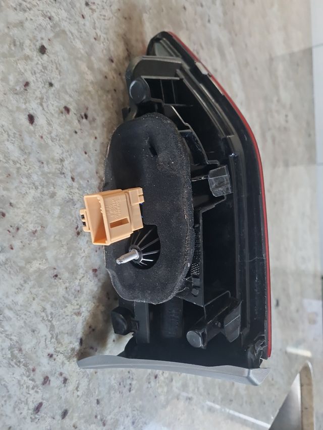 Foco trasero derecho intermedio Volkswag