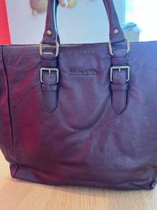 Bolso Bimba y Lola - color vino tinto, granate.