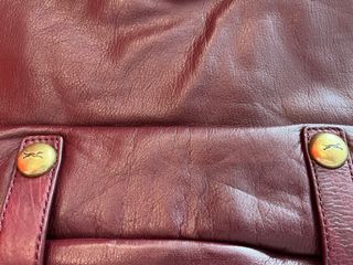 Bolso Bimba y Lola - color vino tinto, granate.
