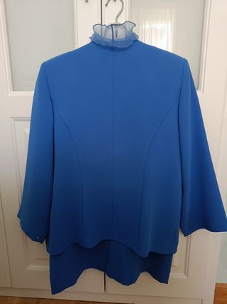 Traje chaqueta y falda talla 44