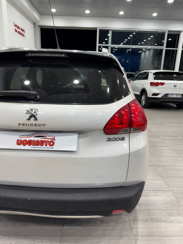 Peugeot 2008 2015
