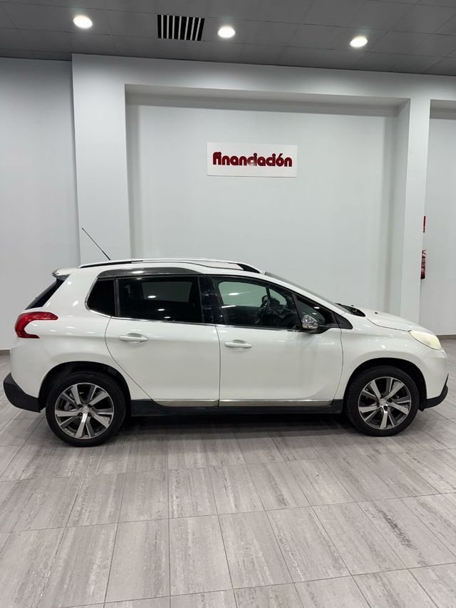 Peugeot 2008 2015