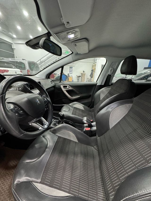 Peugeot 2008 2015