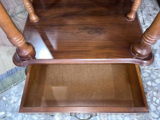 MESITA AUXILIAR CON RUEDAS