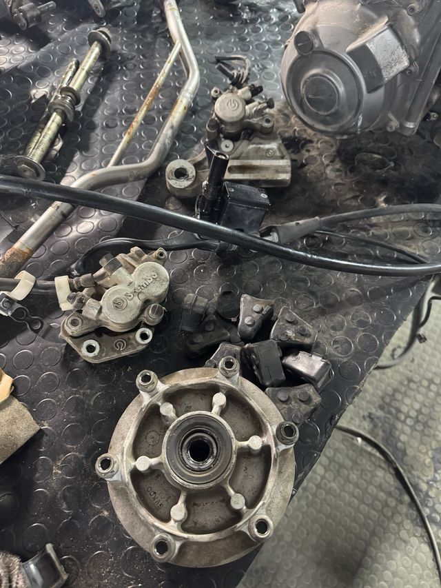 Piezas Yamaha XT 660R usadas