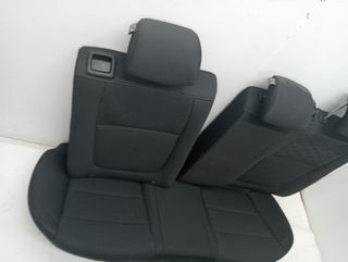ASIENTOS TRASEROS KIA RIO (YB) (2)