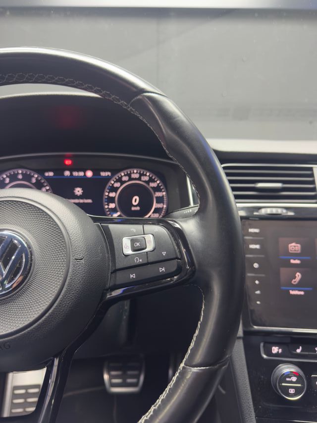 Volkswagen Golf R310 (2018)