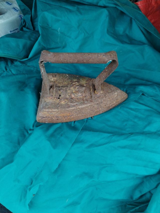 Ferro da stiro antico primi '900