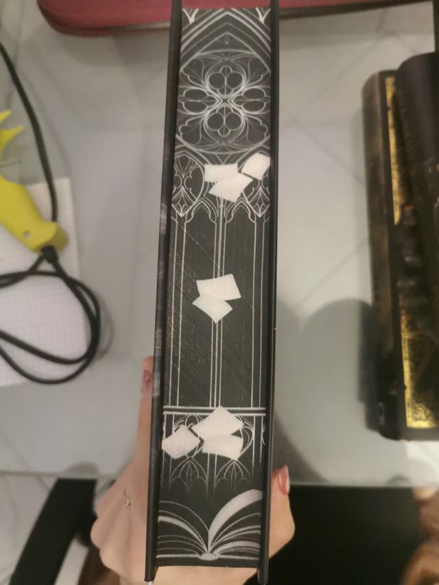 A dark and drowning tide - Un'oscura marea