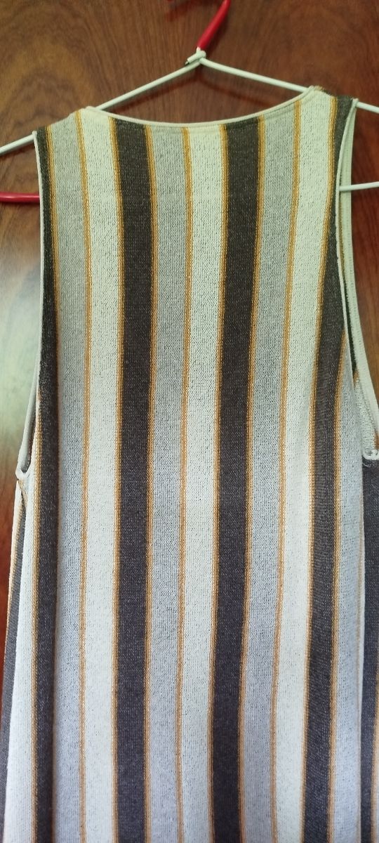 Vestido de punto de Zara