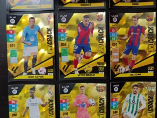 12 SÚPER CRACKS + 3 LIMITADAS ADRENALYN XL 2023-24