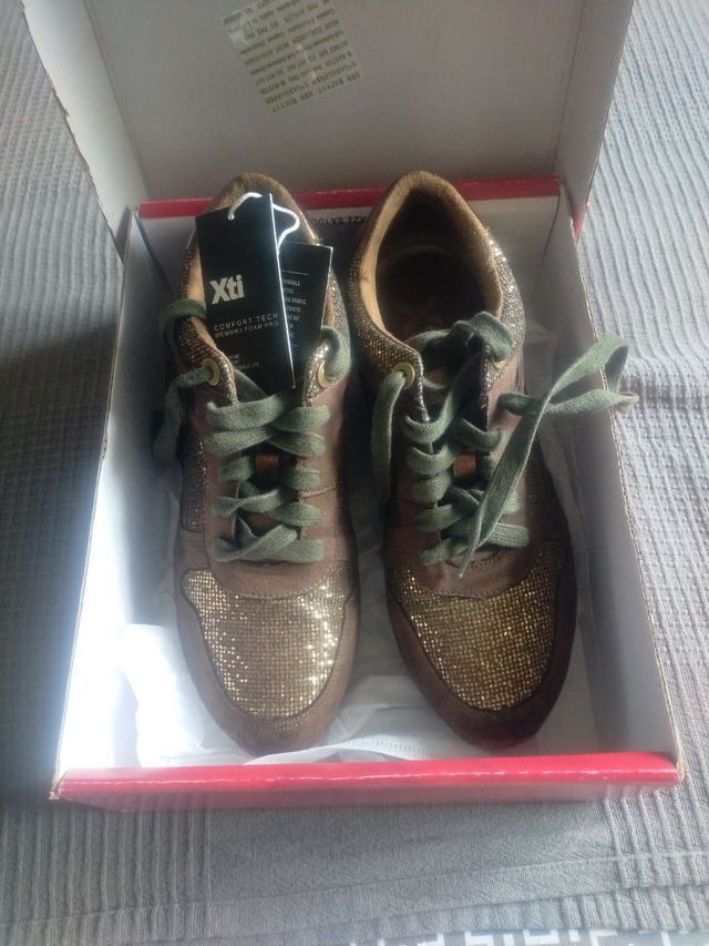 SPORT CON ZEPPA ABBOTTONATA XTI