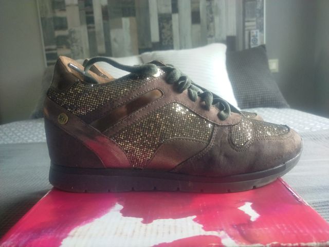 SPORT CON ZEPPA ABBOTTONATA XTI